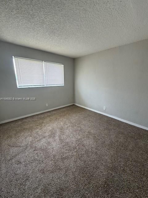 最近售出: $199,900 (2 贝兹, 1 浴室, 918 平方英尺)