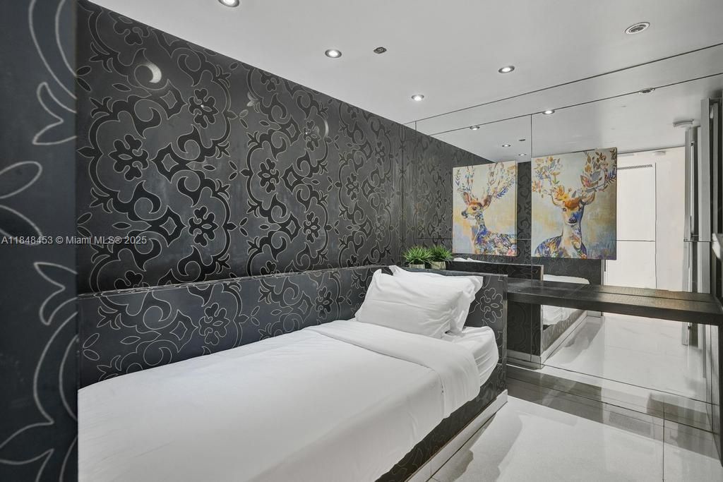 Activo con contrato: $925,000 (3 camas, 2 baños, 1440 Pies cuadrados)