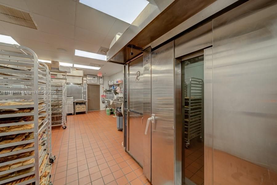 На продажу: $699,000 (0 спален, 0 ванн, 0 Квадратных фут)