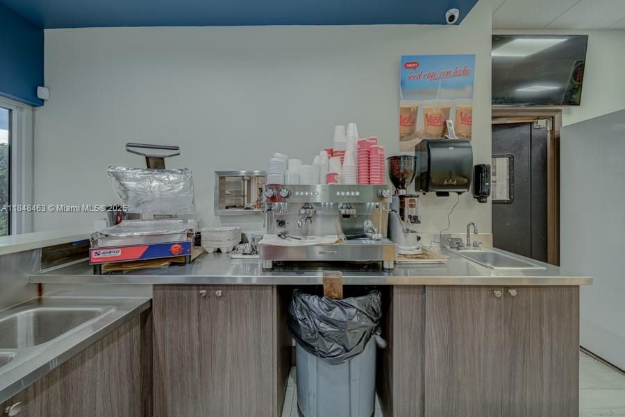 На продажу: $699,000 (0 спален, 0 ванн, 0 Квадратных фут)