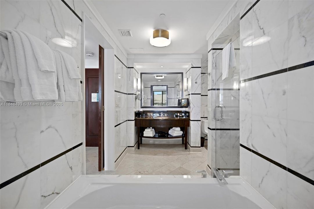 На продажу: $1,195,000 (0 спален, 1 ванн, 544 Квадратных фут)