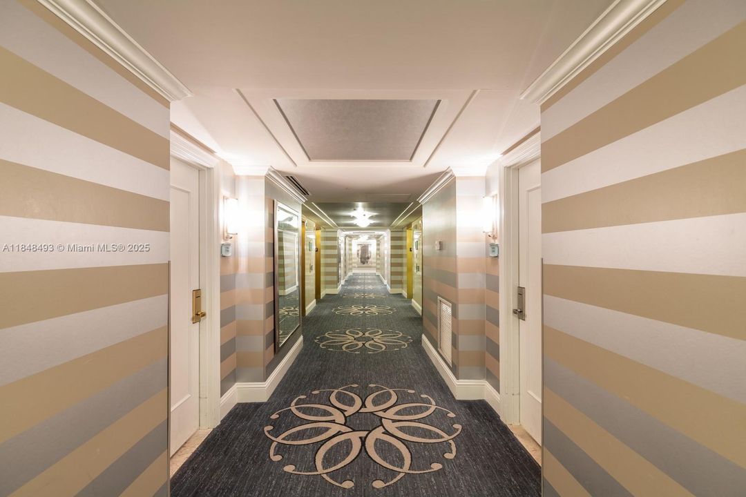 На продажу: $1,195,000 (0 спален, 1 ванн, 544 Квадратных фут)