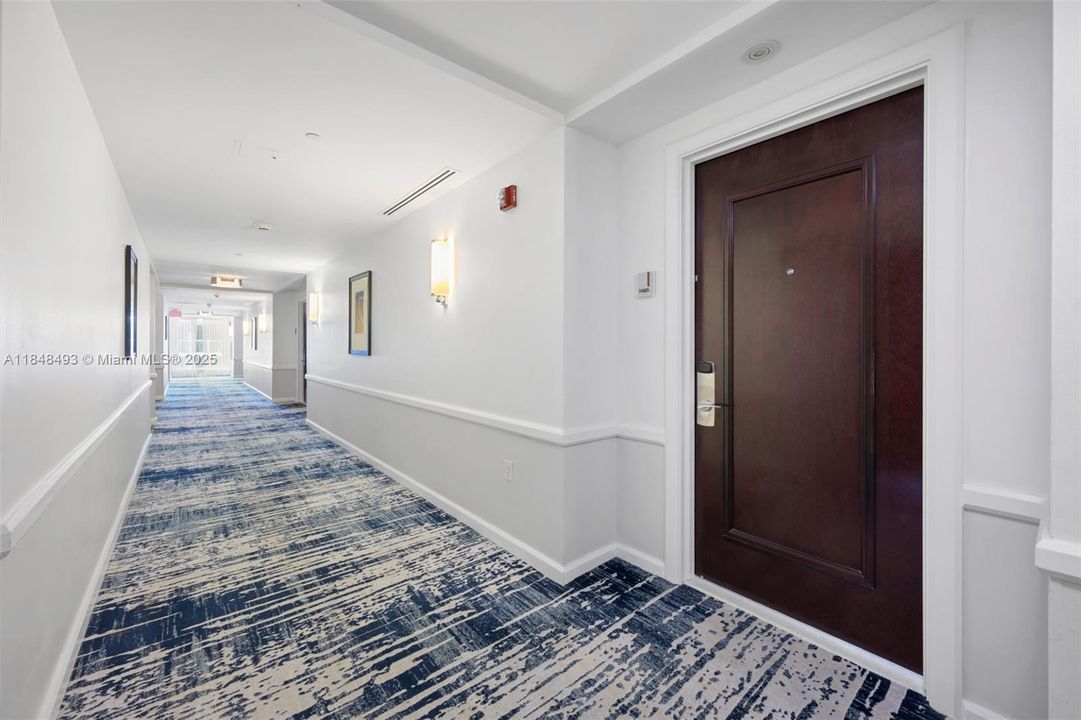 На продажу: $1,195,000 (0 спален, 1 ванн, 544 Квадратных фут)