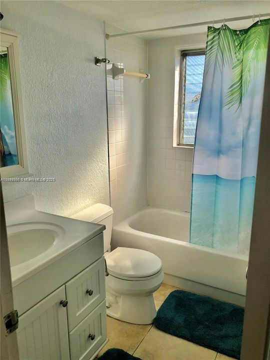 For Sale: $130,000 (1 beds, 1 baths, 597 Square Feet)