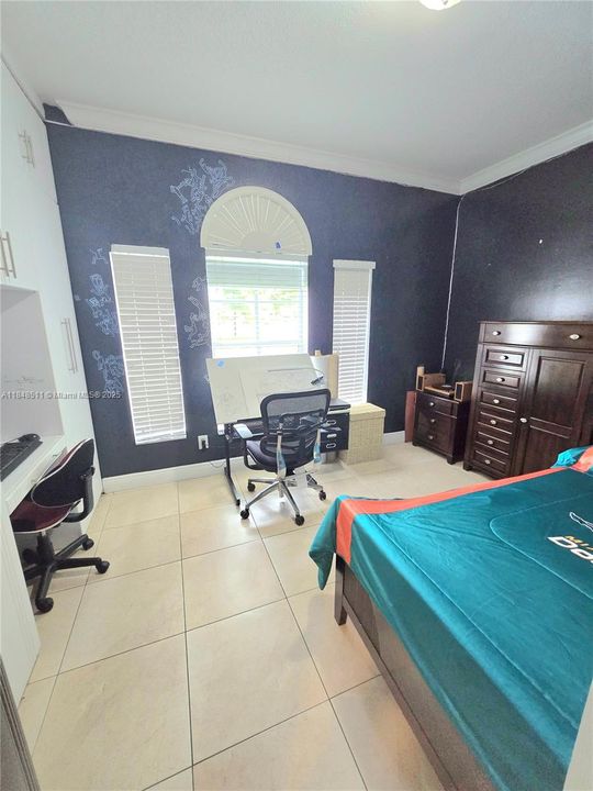 最近租的: $3,500 (4 贝兹, 2 浴室, 2205 平方英尺)