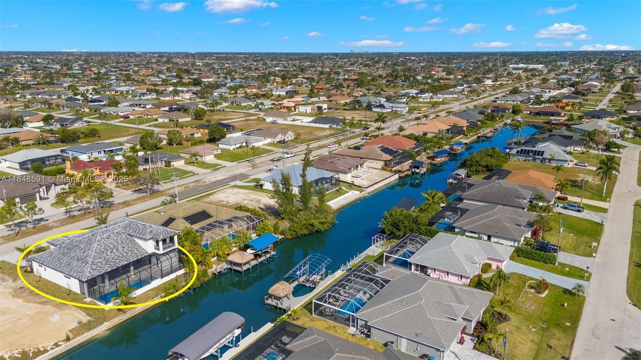 For Sale: $1,799,000 (4 beds, 4 baths, 3422 Square Feet)