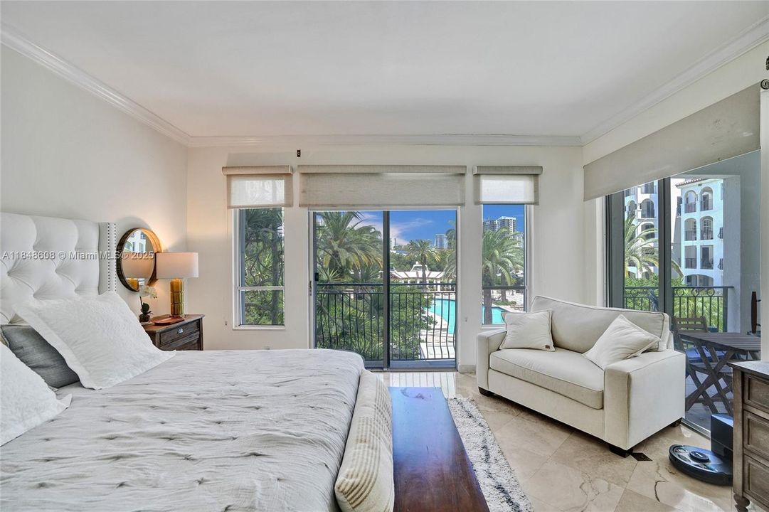 For Sale: $1,200,000 (3 beds, 2 baths, 1945 Square Feet)