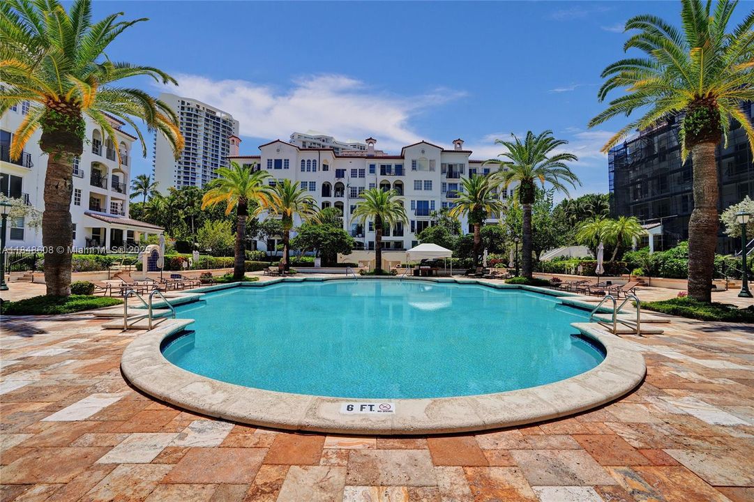 For Sale: $1,200,000 (3 beds, 2 baths, 1945 Square Feet)