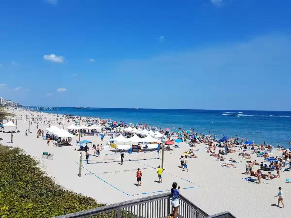 最近租的: $6,500 (5 贝兹, 4 浴室, 2390 平方英尺)