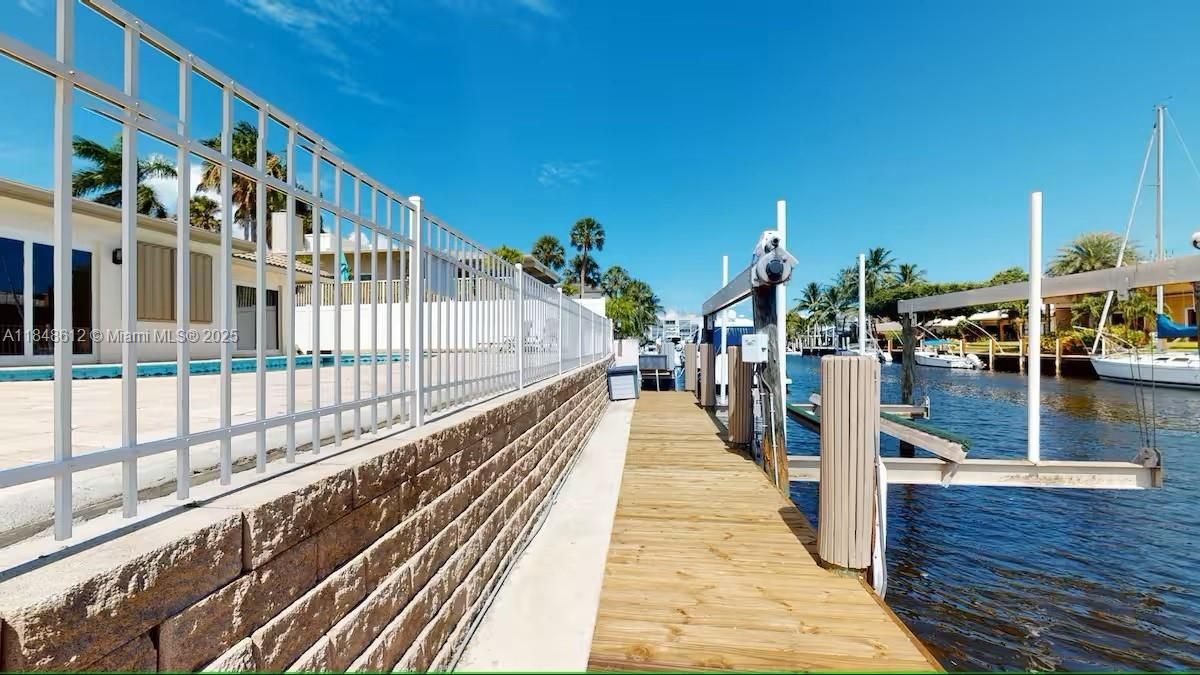 最近租的: $6,500 (5 贝兹, 4 浴室, 2390 平方英尺)