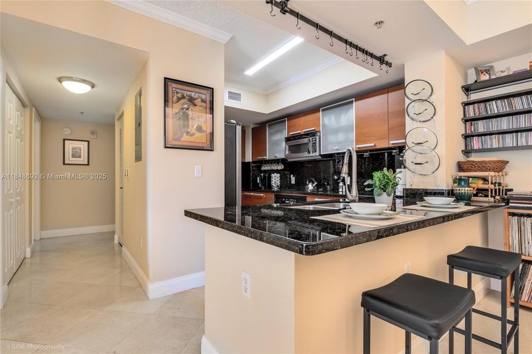 For Sale: $625,000 (3 beds, 2 baths, 1337 Square Feet)