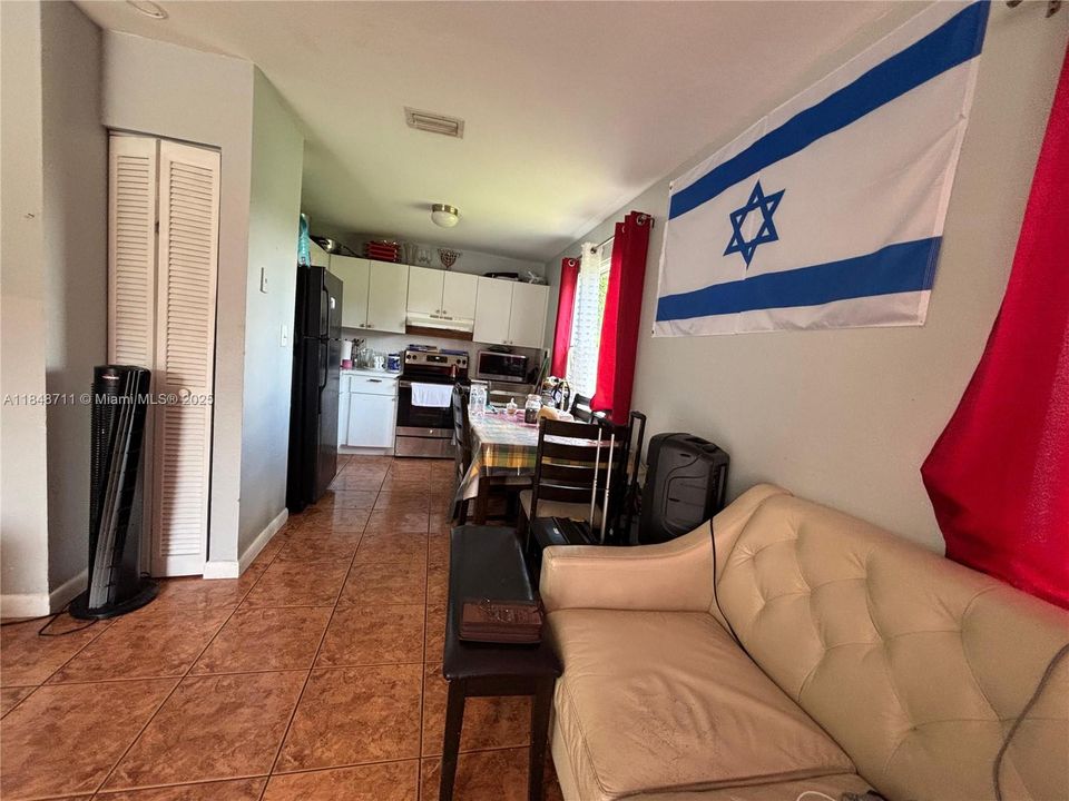 На продажу: $550,000 (0 спален, 0 ванн, 1485 Квадратных фут)