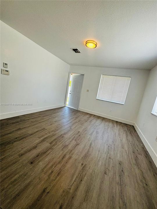 На продажу: $550,000 (0 спален, 0 ванн, 1485 Квадратных фут)