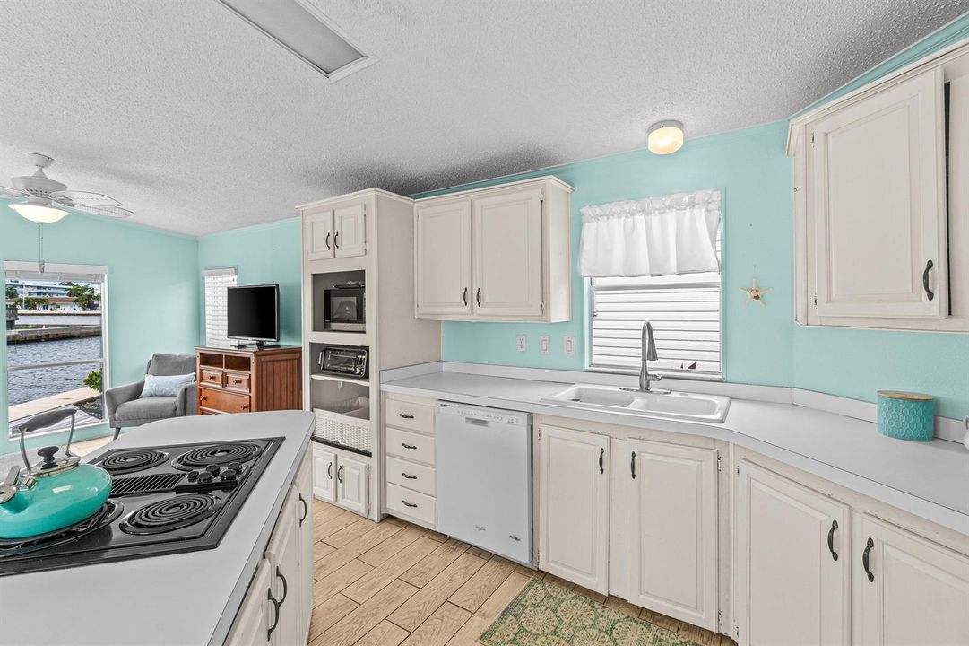 012-207MallardDrive-U-BrinyBreezes-FL-33