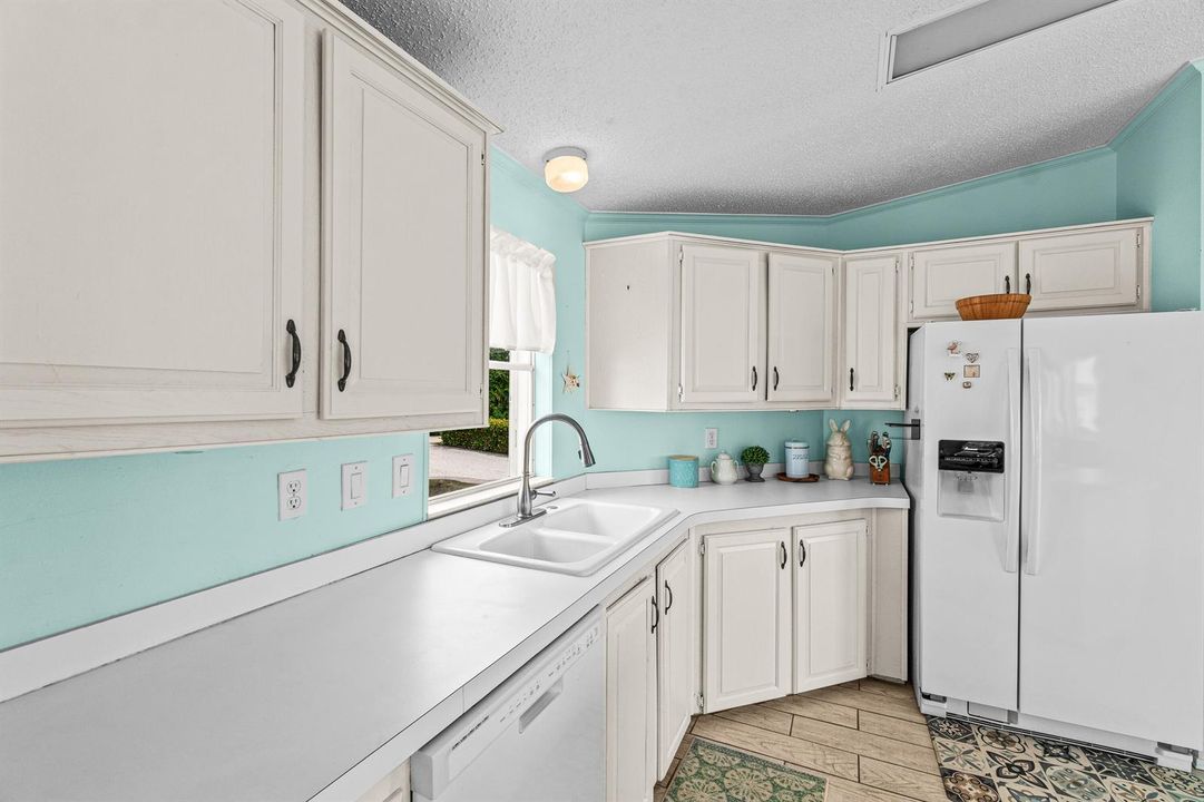 011-207MallardDrive-U-BrinyBreezes-FL-33