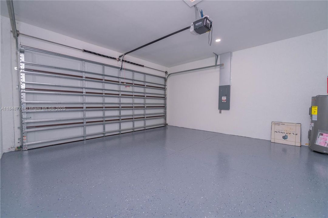 На продажу: $324,900 (3 спален, 2 ванн, 0 Квадратных фут)