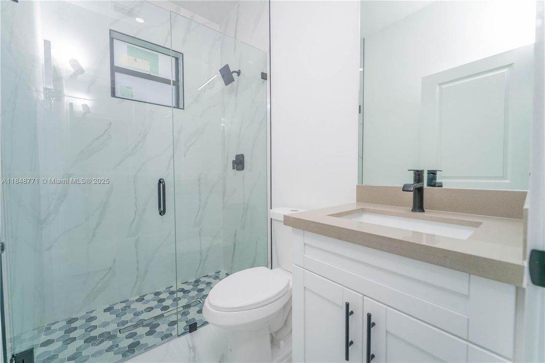 На продажу: $324,900 (3 спален, 2 ванн, 0 Квадратных фут)