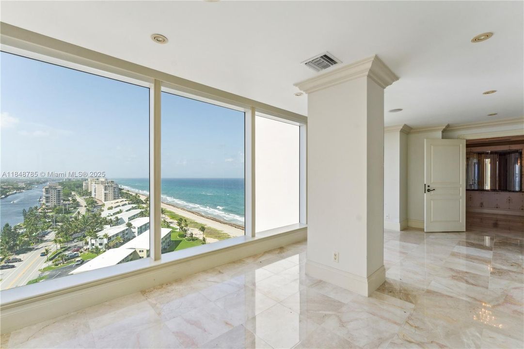 待售: $6,499,000 (5 贝兹, 4 浴室, 7986 平方英尺)