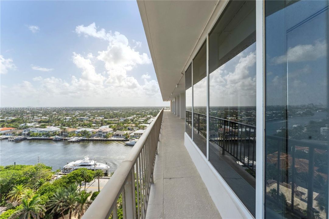 待售: $6,499,000 (5 贝兹, 4 浴室, 7986 平方英尺)