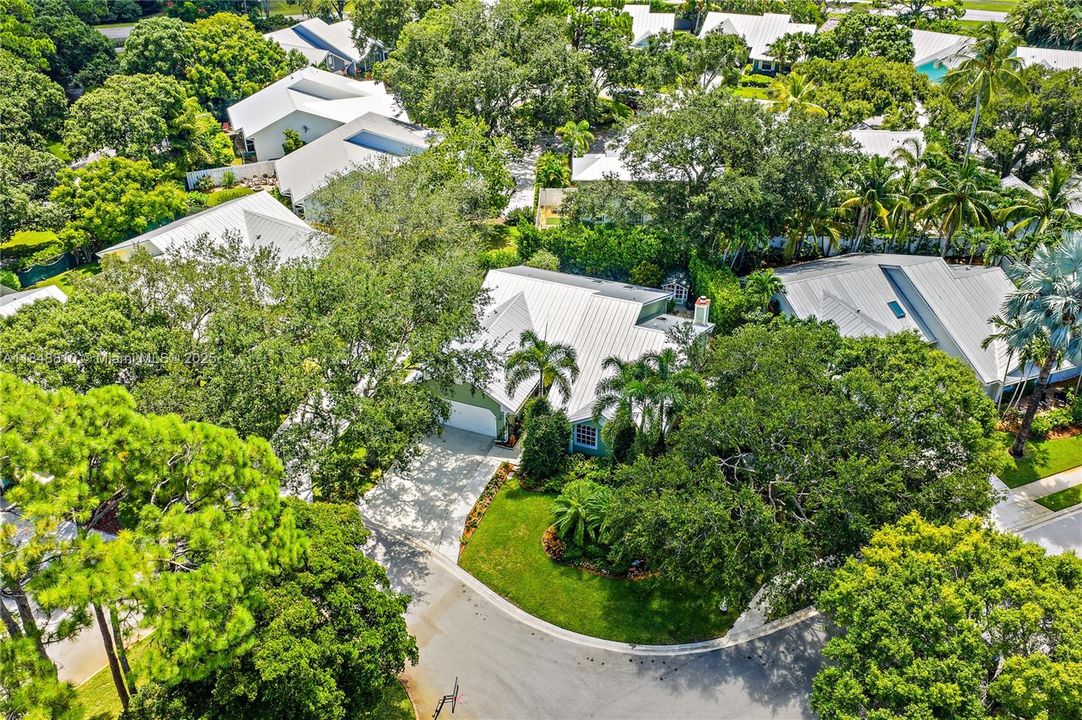 Vendido Recientemente: $729,000 (3 camas, 2 baños, 1670 Pies cuadrados)