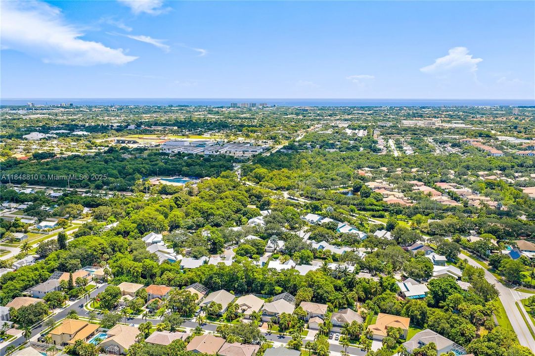 Vendido Recientemente: $729,000 (3 camas, 2 baños, 1670 Pies cuadrados)