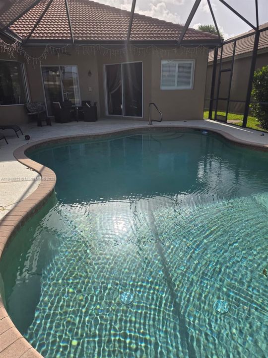 На продажу: $1,199,000 (5 спален, 4 ванн, 3229 Квадратных фут)