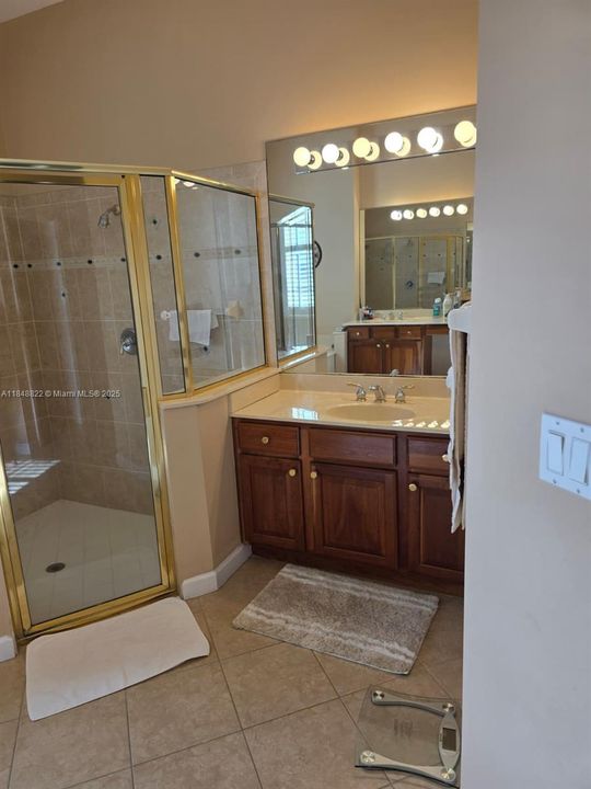 На продажу: $1,199,000 (5 спален, 4 ванн, 3229 Квадратных фут)