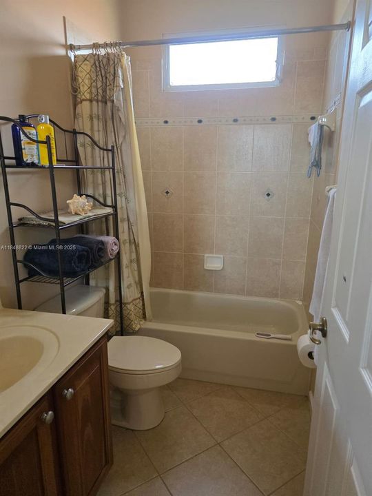 На продажу: $1,199,000 (5 спален, 4 ванн, 3229 Квадратных фут)