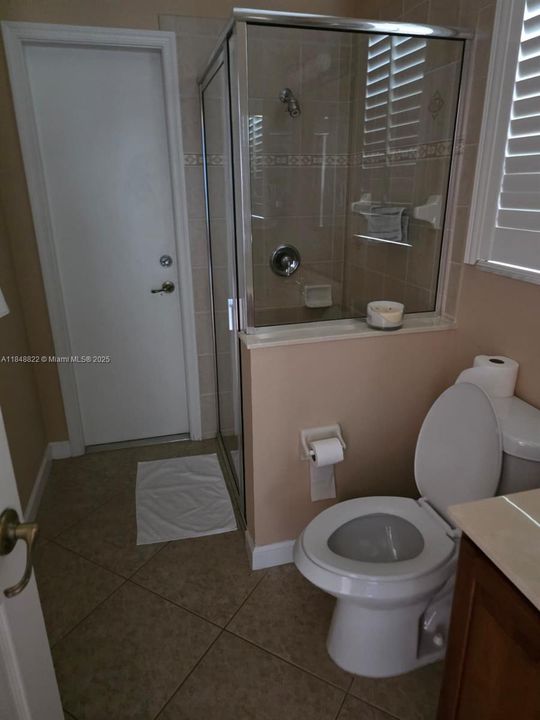 На продажу: $1,199,000 (5 спален, 4 ванн, 3229 Квадратных фут)