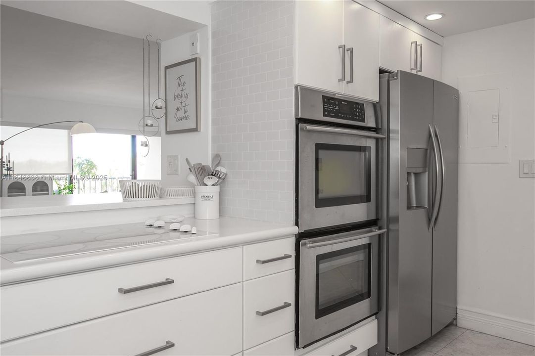 Active With Contract: $195,000 (2 beds, 2 baths, 1950 Square Feet)