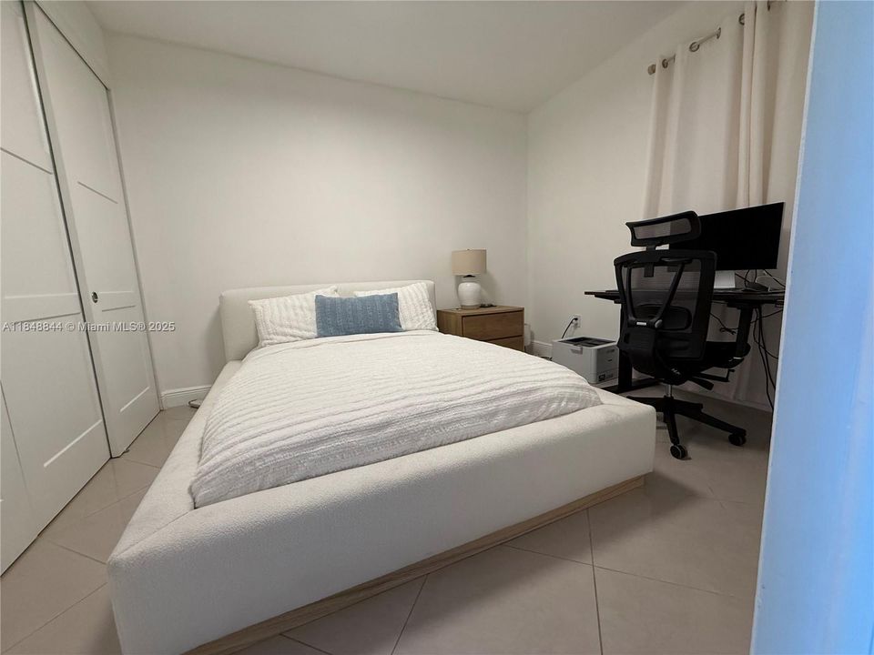 На продажу: $925,000 (3 спален, 3 ванн, 1849 Квадратных фут)