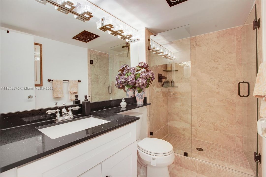 待售: $384,900 (2 贝兹, 2 浴室, 1313 平方英尺)