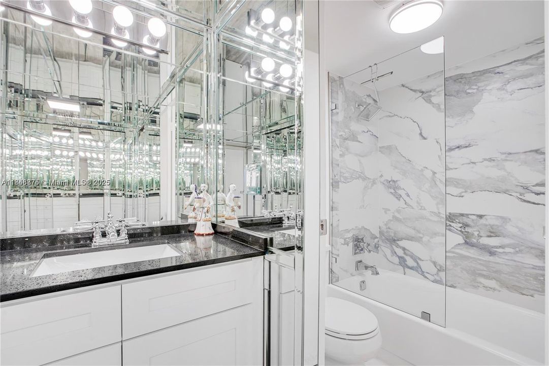 待售: $384,900 (2 贝兹, 2 浴室, 1313 平方英尺)