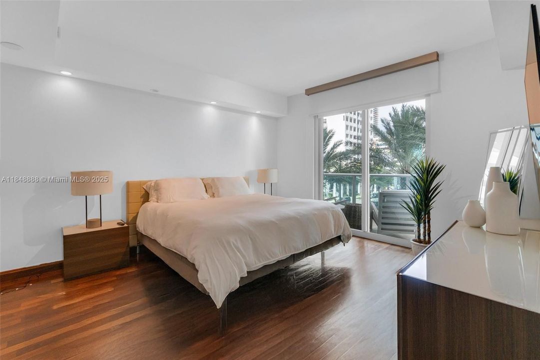 En Venta: $1,149,000 (2 camas, 2 baños, 1460 Pies cuadrados)