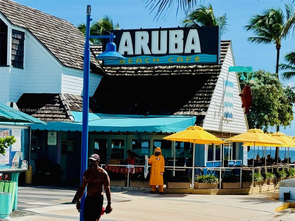 最近租的: $1,800 (1 贝兹, 1 浴室, 550 平方英尺)