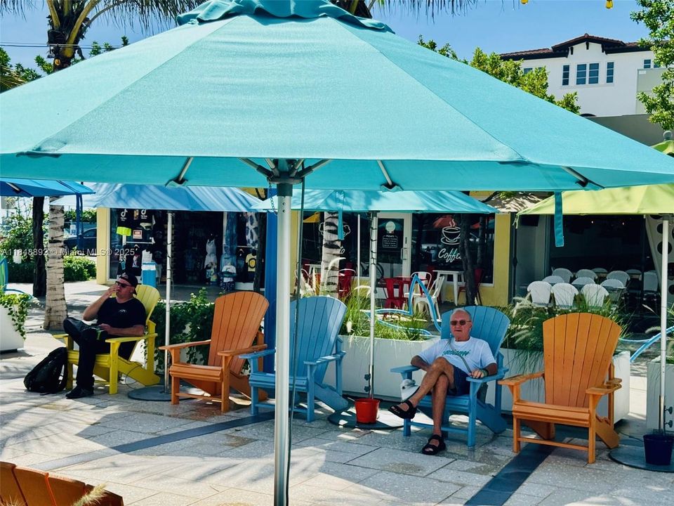 最近租的: $1,800 (1 贝兹, 1 浴室, 550 平方英尺)