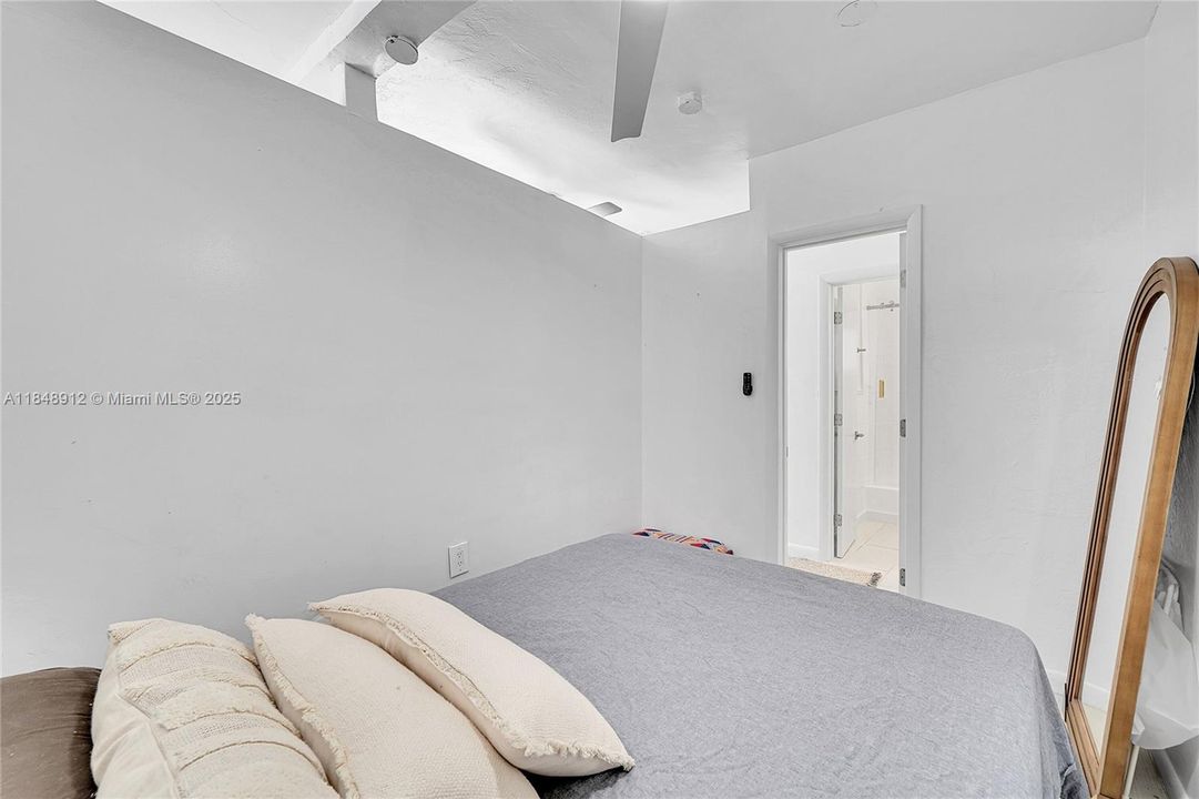 Activo con contrato: $199,999 (0 camas, 1 baños, 458 Pies cuadrados)