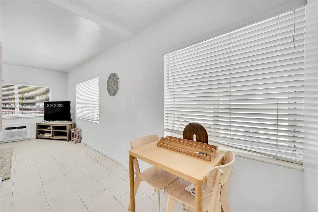 Activo con contrato: $199,999 (0 camas, 1 baños, 458 Pies cuadrados)