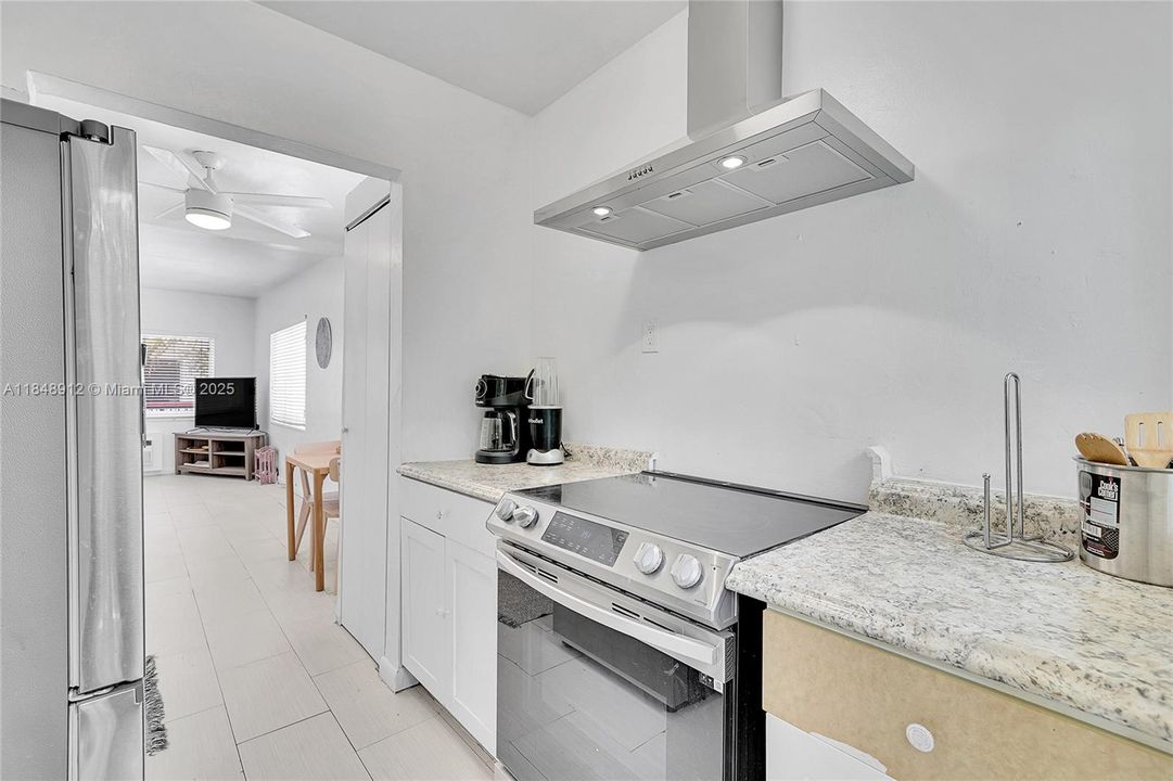 Activo con contrato: $199,999 (0 camas, 1 baños, 458 Pies cuadrados)