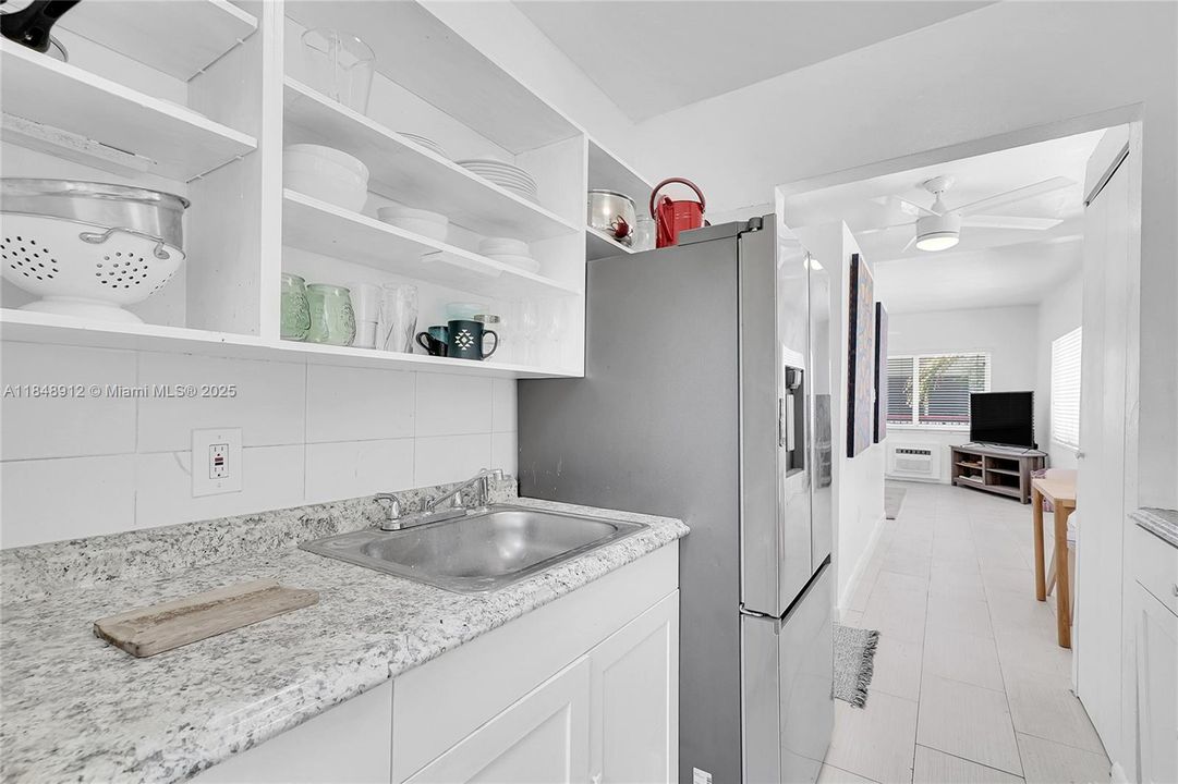 Activo con contrato: $199,999 (0 camas, 1 baños, 458 Pies cuadrados)