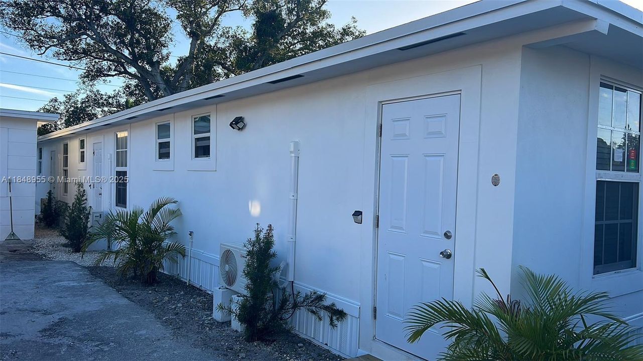 For Sale: $328,000 (6 beds, 6 baths, 0 Square Feet)