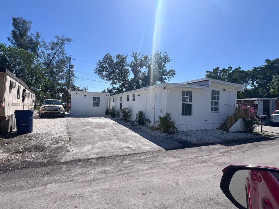 For Sale: $328,000 (6 beds, 6 baths, 0 Square Feet)