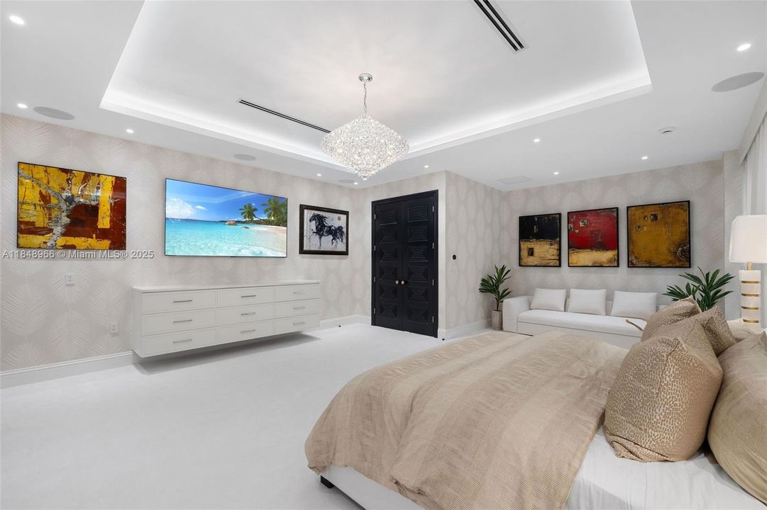 En Venta: $9,900,000 (4 camas, 3 baños, 4823 Pies cuadrados)