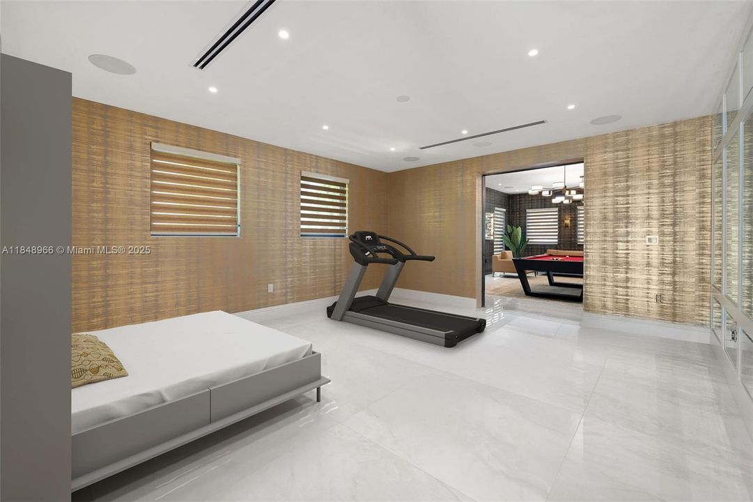 En Venta: $9,900,000 (4 camas, 3 baños, 4823 Pies cuadrados)