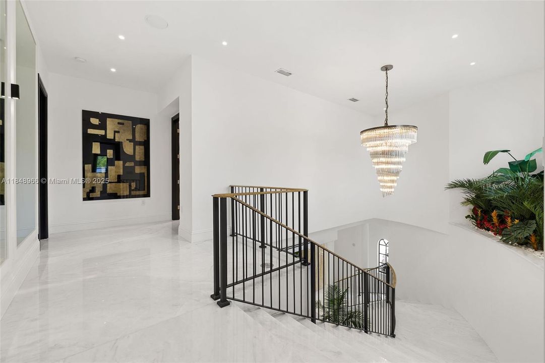 En Venta: $9,900,000 (4 camas, 3 baños, 4823 Pies cuadrados)