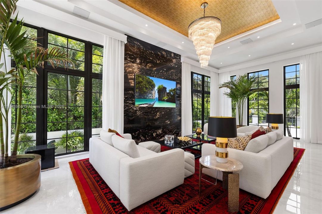 En Venta: $9,900,000 (4 camas, 3 baños, 4823 Pies cuadrados)