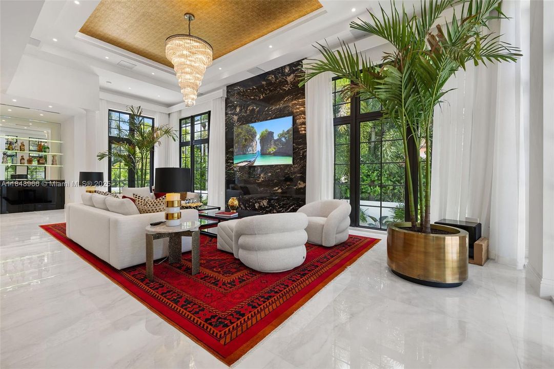 En Venta: $9,900,000 (4 camas, 3 baños, 4823 Pies cuadrados)