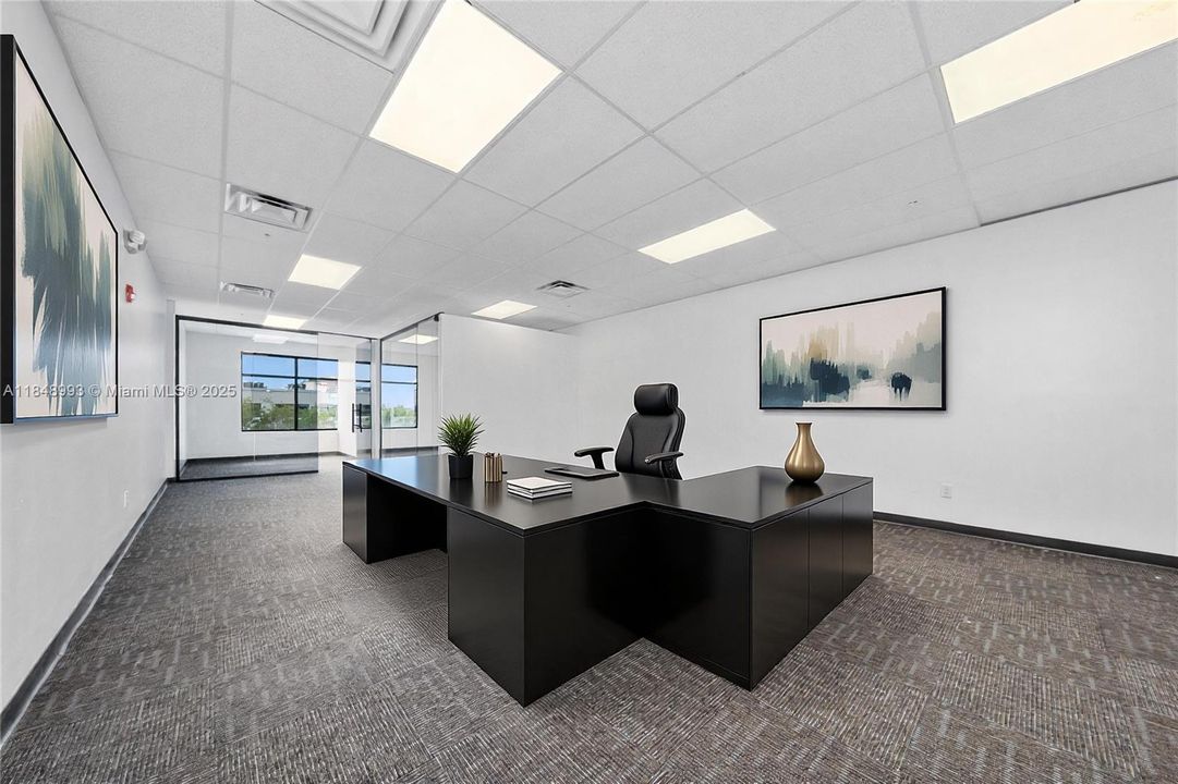 Active With Contract: $2,950 (0 beds, 0 baths, 0 Square Feet)