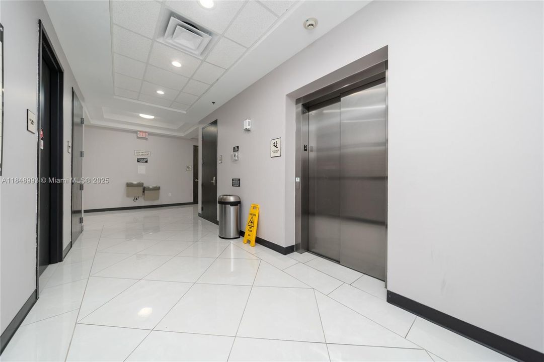 Active With Contract: $2,950 (0 beds, 0 baths, 0 Square Feet)