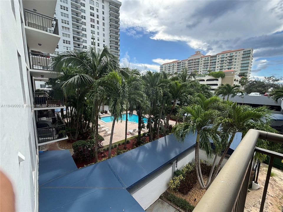 Recientemente alquilado: $2,285 (1 camas, 1 baños, 700 Pies cuadrados)